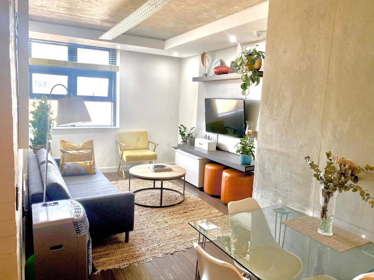 Six One Five At Matrix Apartment Кейптаун Екстериор снимка