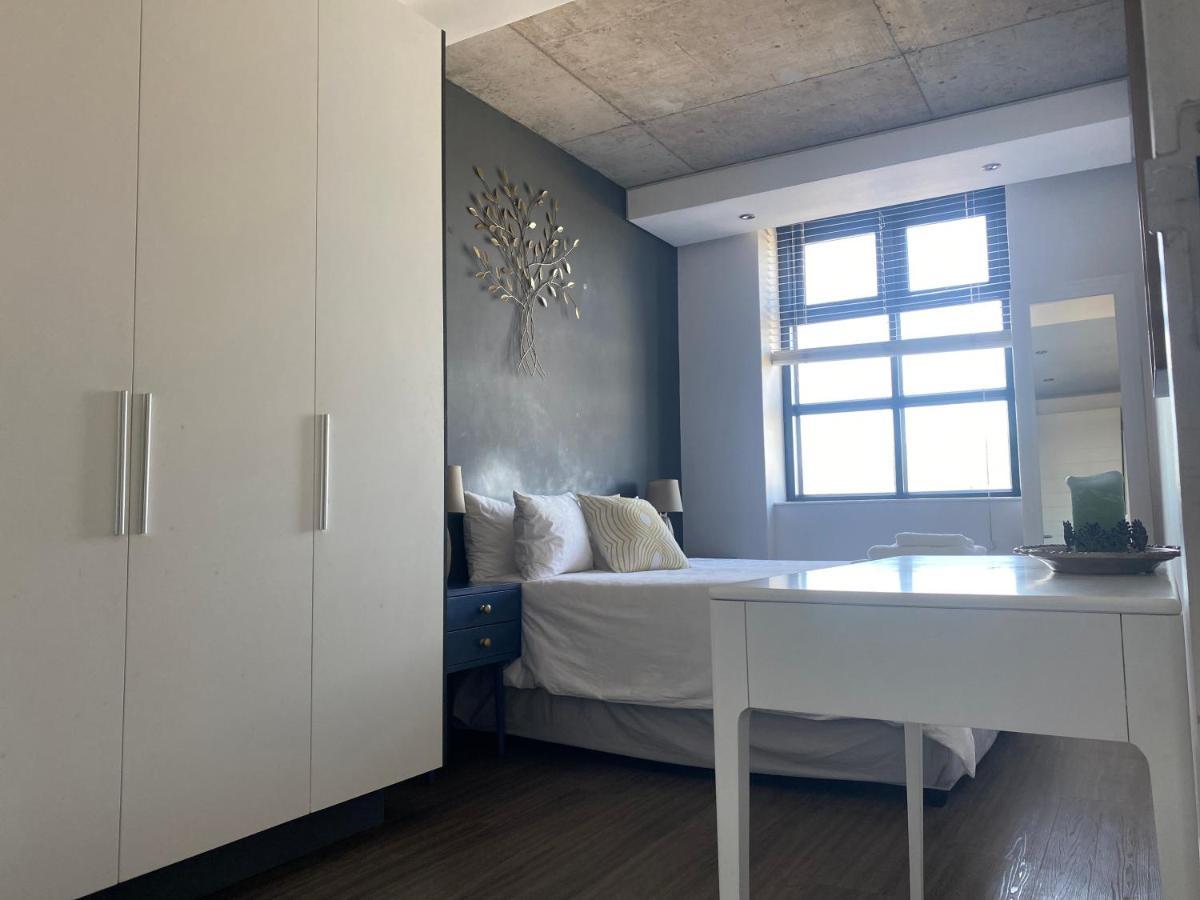 Six One Five At Matrix Apartment Кейптаун Екстериор снимка